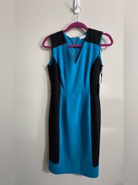 Calvin Klein lagoon blue and black colorblock sleeveless V-neck sheath dress Sz4